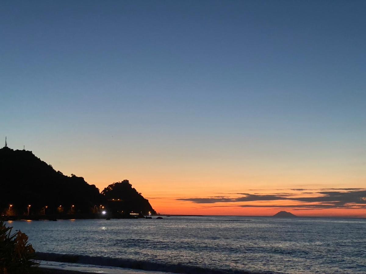 B&B Il Tramonto Capo d'Orlando Ngoại thất bức ảnh