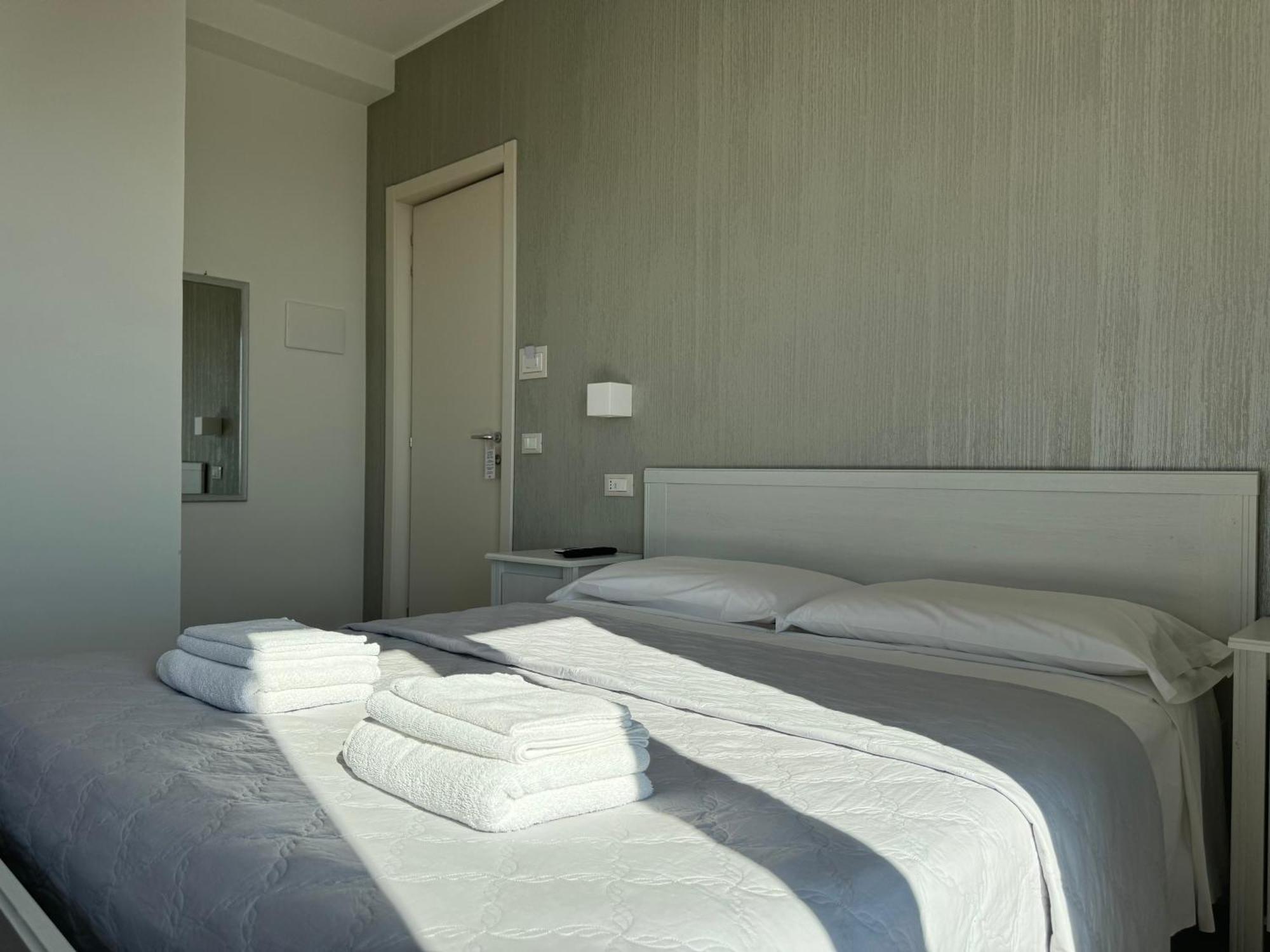 B&B Il Tramonto Capo d'Orlando Ngoại thất bức ảnh