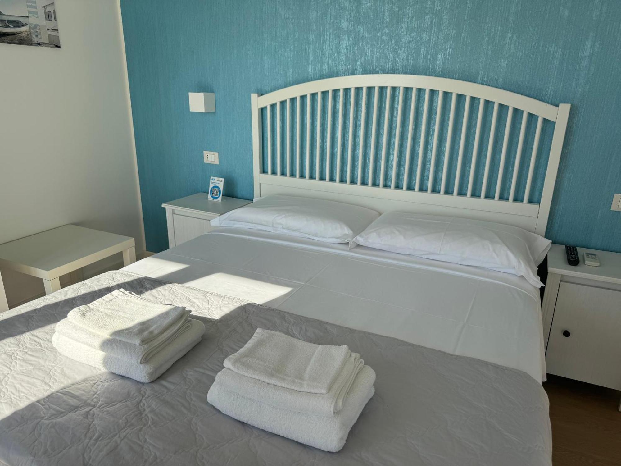 B&B Il Tramonto Capo d'Orlando Ngoại thất bức ảnh